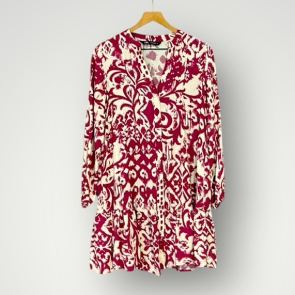 Zara Dresses & Skirts - Zara Printed V-Neck Long Sleeve Ruffle Dress Women’s Size Small